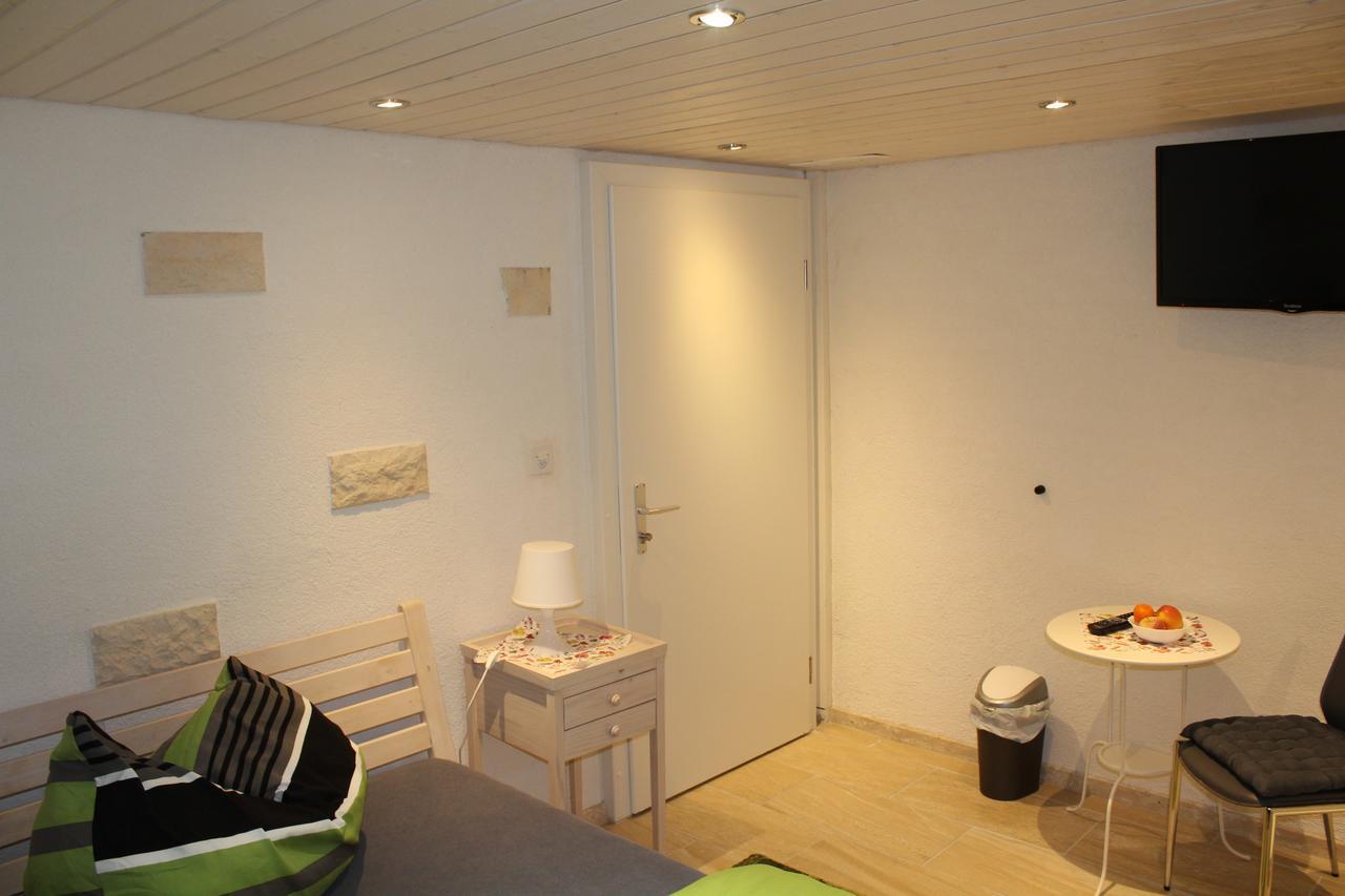 Schlicht & Einfach Traumhaft Bed & Breakfast Unterkulm Exterior photo